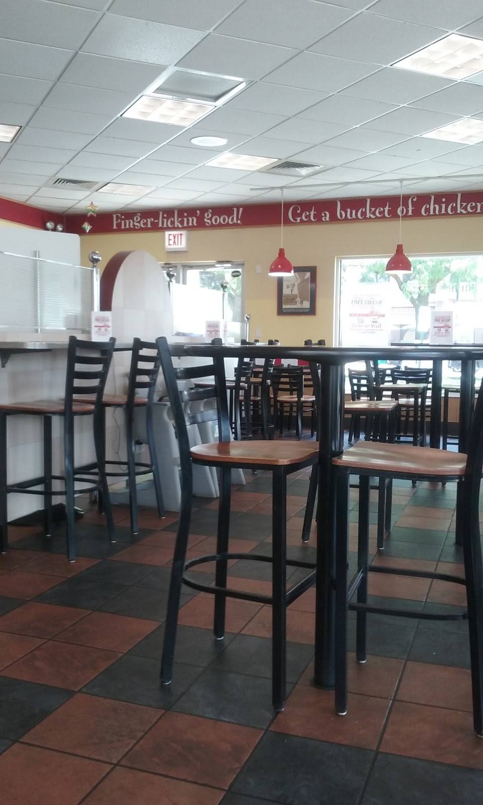 KFC | restaurant | 6200 Cermak Rd, Berwyn, IL 60402, USA | 7084844012 OR +1 708-484-4012