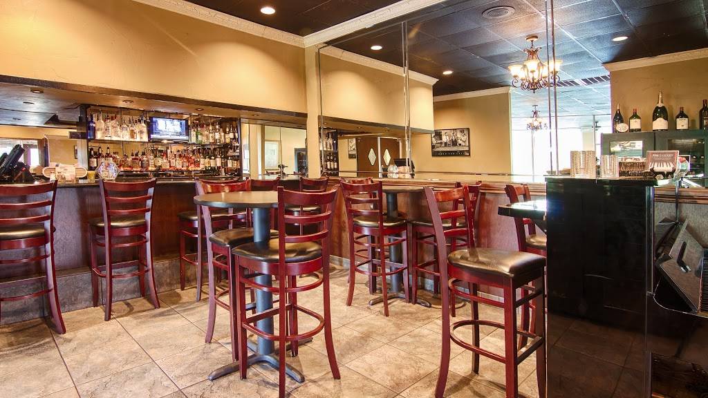 Brunos Ristorante | restaurant | 9462 N MacArthur Blvd, Irving, TX 75063, USA | 9725562465 OR +1 972-556-2465