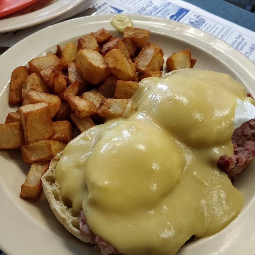 Rickys Diner | restaurant | 257 Main St, Bridgton, ME 04009, USA | 2076472499 OR +1 207-647-2499