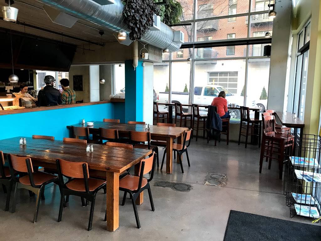 Beerline Cafe | restaurant | 2076 N Commerce St, Milwaukee, WI 53212, USA | 4142655644 OR +1 414-265-5644