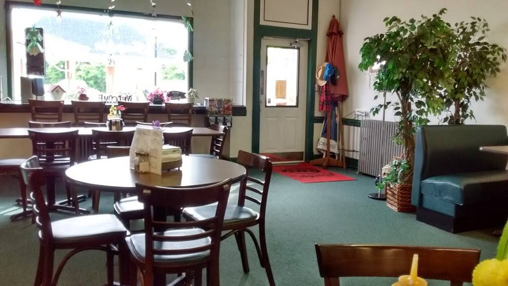 Smokin Eddies BBQ | restaurant | 213 W Main St, Louisa, VA 23093, USA | 5409671990 OR +1 540-967-1990