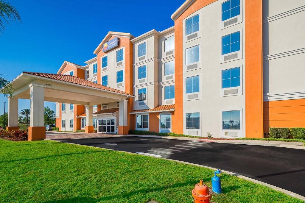 Comfort Inn & Suites Maingate South | restaurant | 4095 Hotel Dr, Davenport, FL 33897, USA | 8633534510 OR +1 863-353-4510