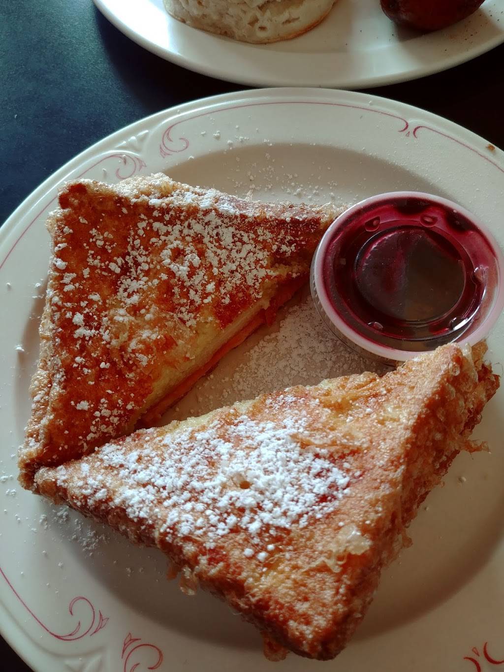 Biscuits | restaurant | 26 Lake Ave, Oak Bluffs, MA 02557, USA | 5086932033 OR +1 508-693-2033