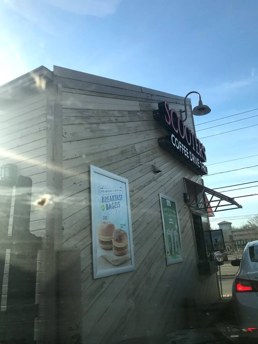 Scooters Coffee | bakery | 8830 W 95th St, Overland Park, KS 66212, USA | 9136529600 OR +1 913-652-9600