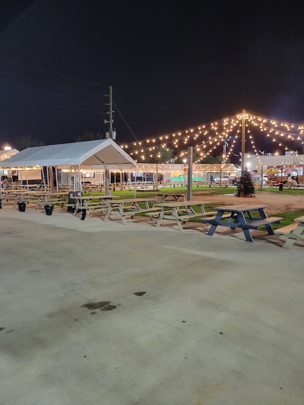 Bucchias (Food Truck) | restaurant | 24600 Gosling Rd, Spring, TX 77389, USA | 2817717399 OR +1 281-771-7399