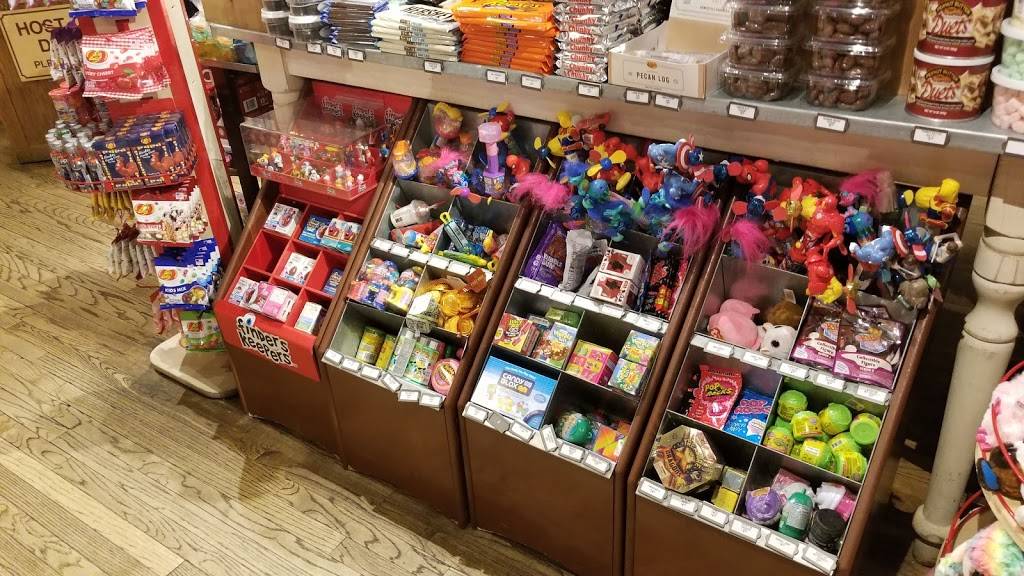 Cracker Barrel Old Country Store | restaurant | 4119 Columbus St, Ottawa, IL 61350, USA | 8154319779 OR +1 815-431-9779