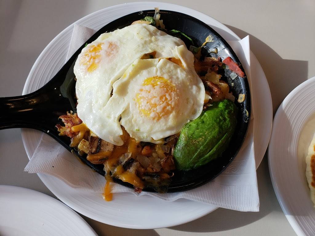 Cozy Corner Restaurant & Pancake House | restaurant | 5454 N Harlem Ave, Chicago, IL 60656, USA | 7738676500 OR +1 773-867-6500