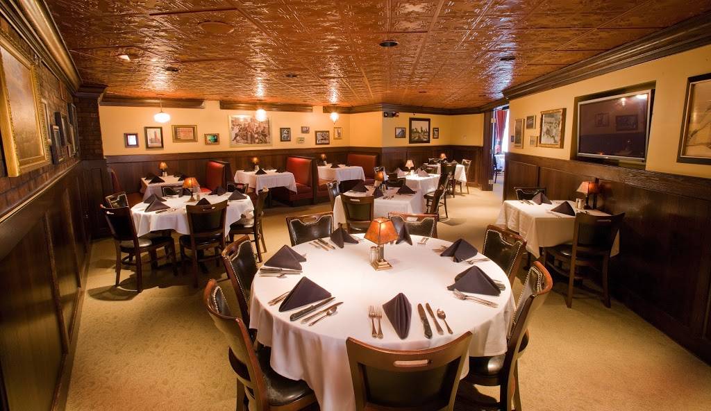 Harry & Izzys | restaurant | 153 Illinois St, Indianapolis, IN 46225, USA | 3176359594 OR +1 317-635-9594