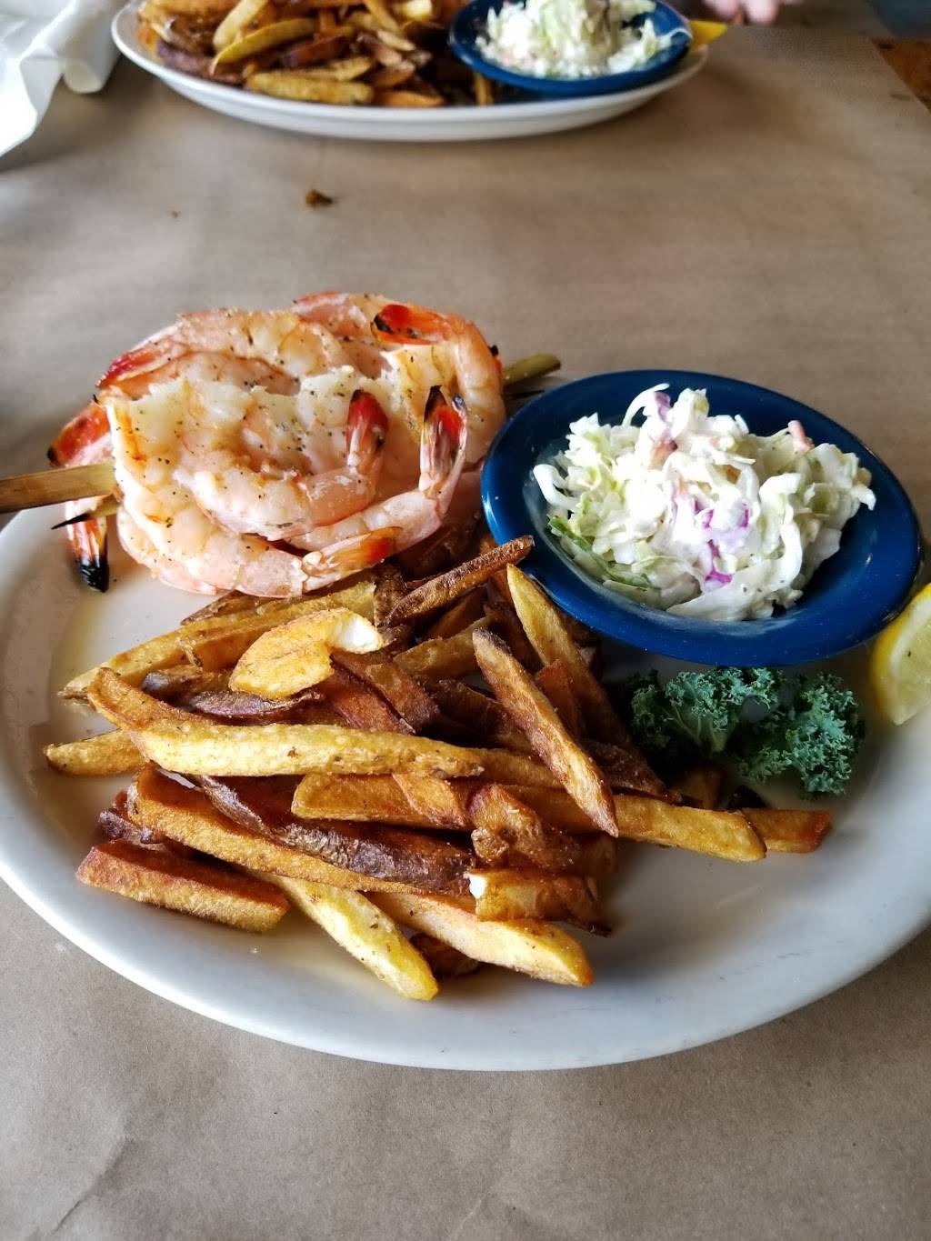 Salty Papas Shrimp House | restaurant | 15271 McGregor Blvd #1, Fort Myers, FL 33908, USA | 2394827272 OR +1 239-482-7272