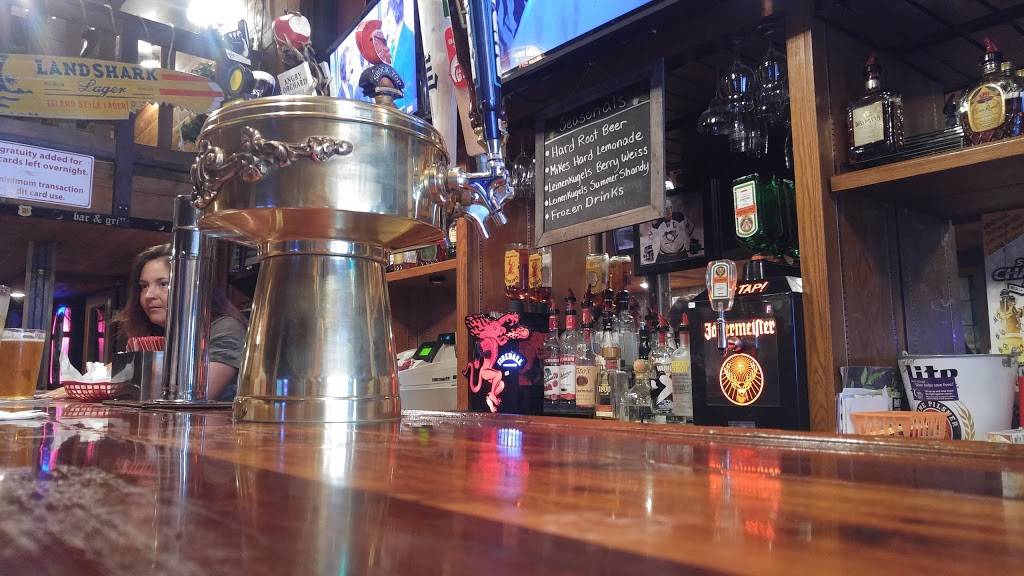 Badges Bar & Grille | restaurant | 9 E Pittsburgh St, Greensburg, PA 15601, USA | 7248375511 OR +1 724-837-5511