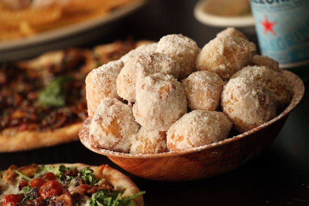 Johns Pizza | restaurant | 14-25 River Rd, Fair Lawn, NJ 07410, USA | 2017963442 OR +1 201-796-3442