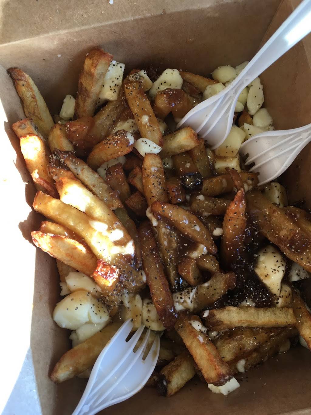 Sbarro | restaurant | 8555 Campeau Dr, Ottawa, ON K2T 0K5, Canada | 6138361043 OR +1 613-836-1043