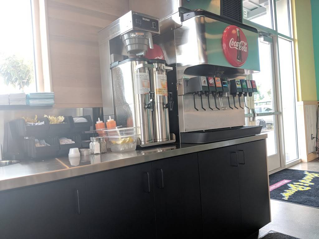 Board & Brew - Oceanside | restaurant | 2213 S El Camino Real, Oceanside, CA 92054, USA | 7606889217 OR +1 760-688-9217