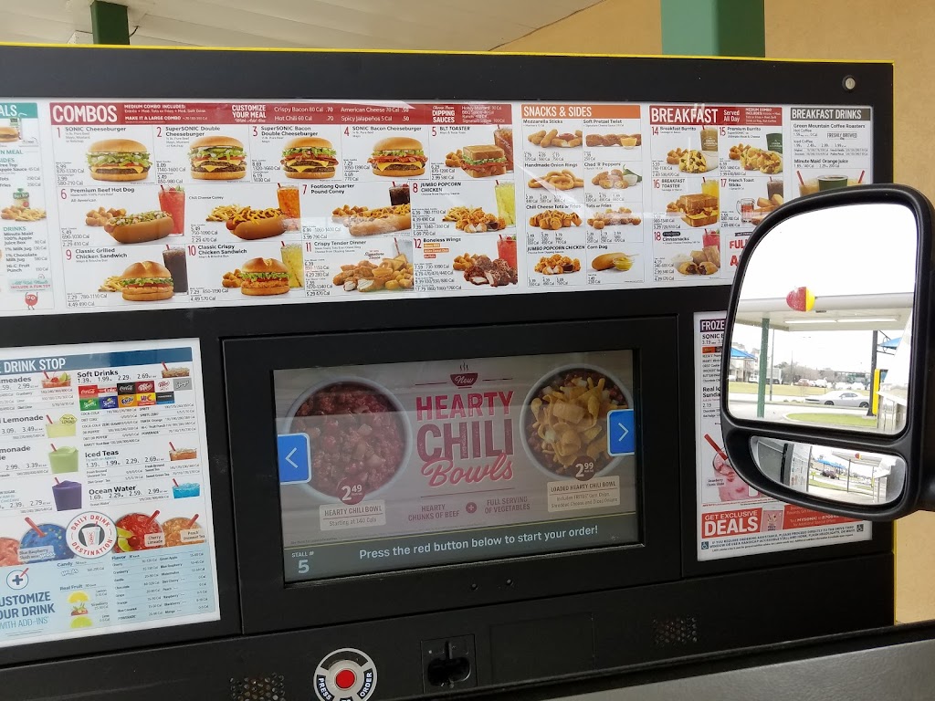 Sonic Drive-In | restaurant | 711 E Alice St, Bainbridge, GA 39819, USA | 2292460085 OR +1 229-246-0085