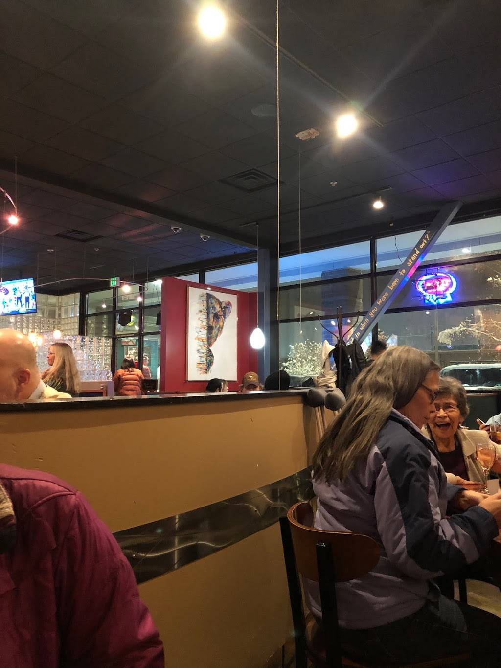 Table 6 | restaurant | 3210 Denali St, Anchorage, AK 99503, USA | 9075626000 OR +1 907-562-6000