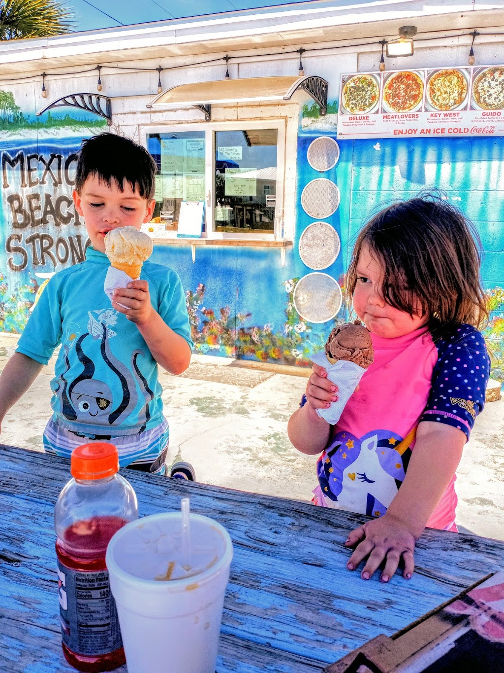 Crazy Beach Pizza, LLC | restaurant | 2902 US-98, Mexico Beach, FL 32456, USA | 8506484600 OR +1 850-648-4600