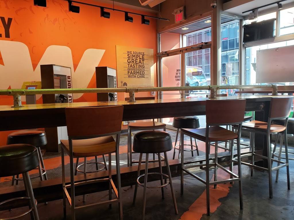 A&W Canada | restaurant | 35 Eglinton Ave E, Toronto, ON M4P 1A1, Canada | 6477487778 OR +1 647-748-7778