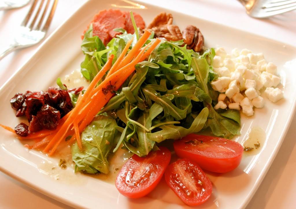 LAccalmie | restaurant | 25 Chemin des Îles-Yale, Saint-Eustache, QC J7P 5M6, Canada | 4504720263 OR +1 450-472-0263