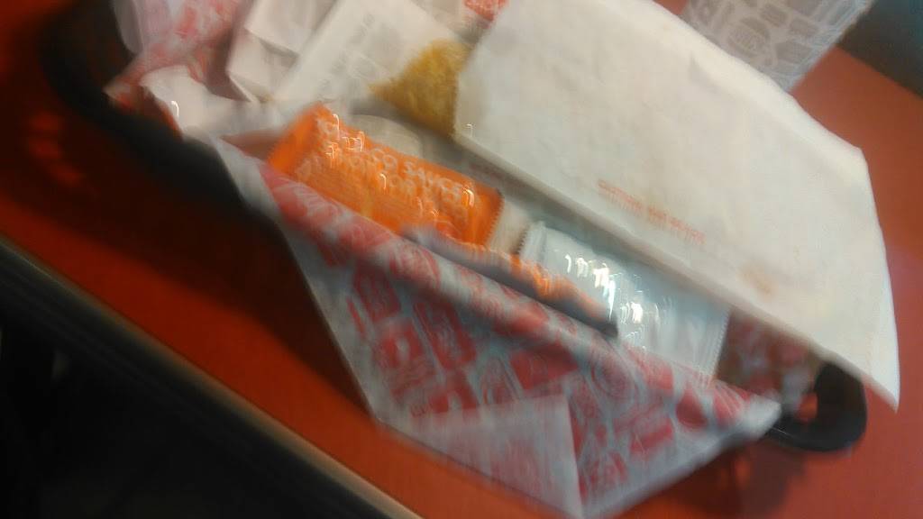 Jack in the Box | restaurant | 2308 Northpark Dr, Kingwood, TX 77339, USA | 2813595225 OR +1 281-359-5225