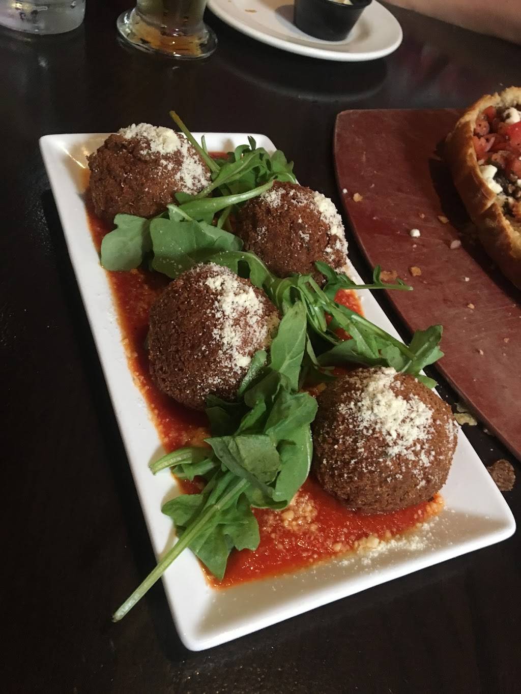 Play Urban Café | restaurant | 253 Taylor Rd, Niagara-on-the-Lake, ON L0S 1J0, Canada | 9056882550 OR +1 905-688-2550