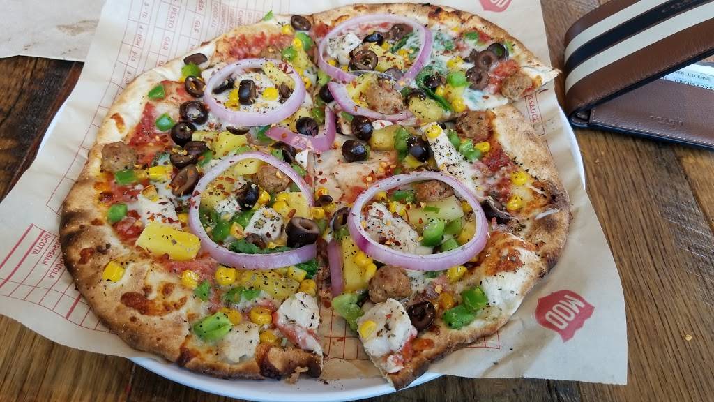 MOD Pizza | restaurant | 22026 US-281 #105, San Antonio, TX 78258, USA | 2103183338 OR +1 210-318-3338