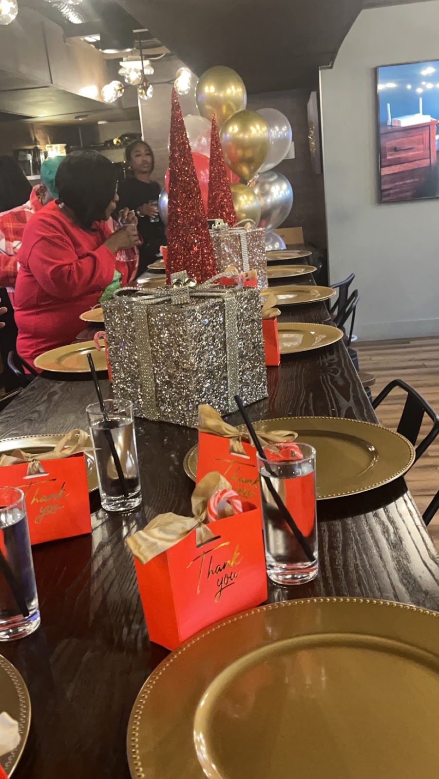 Marquee Charlotte | restaurant | 3131 Tuckaseegee Rd, Charlotte, NC 28208, USA | 9809380120 OR +1 980-938-0120