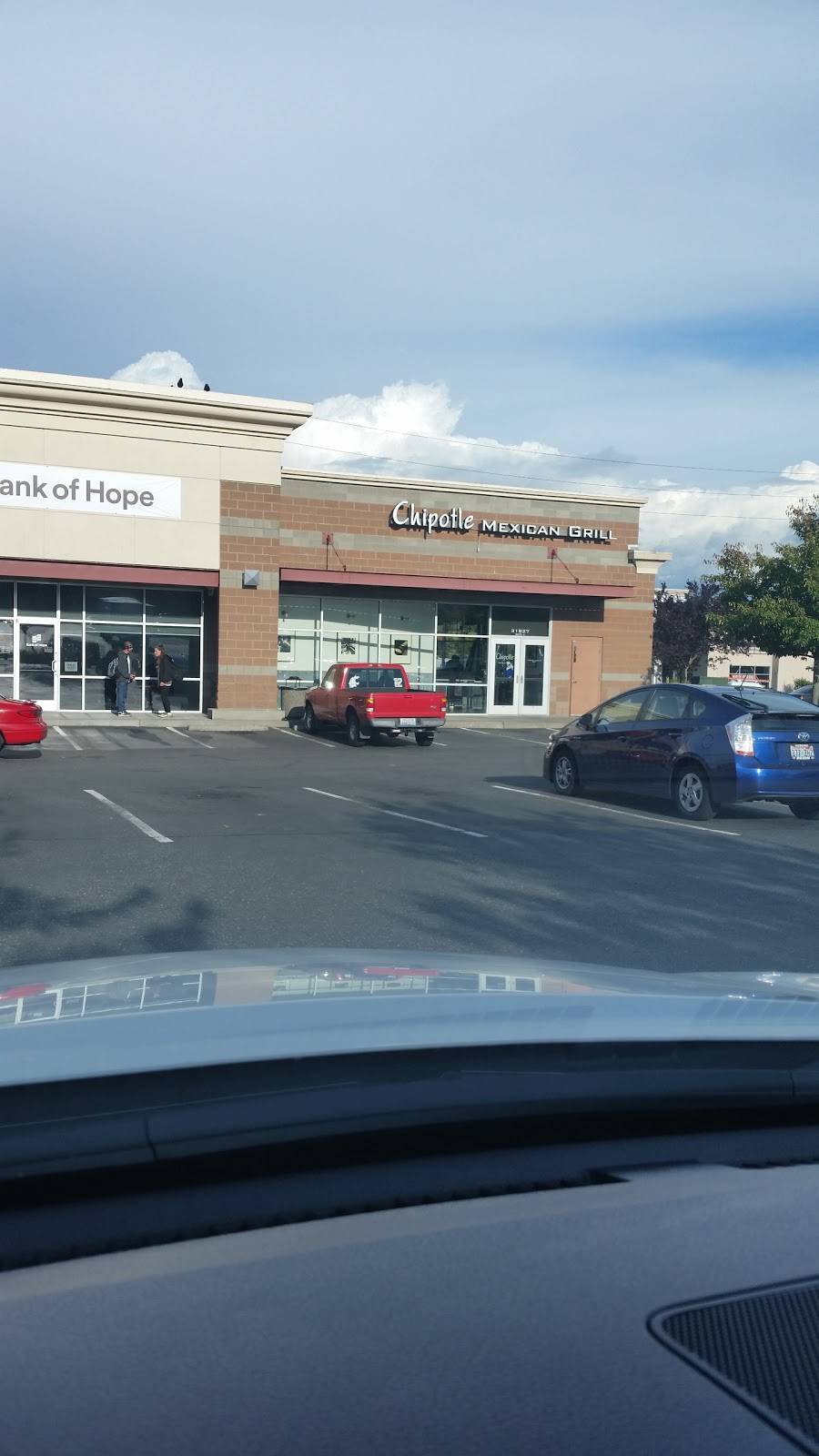 Chipotle Mexican Grill | restaurant | 31827 Pacific Hwy S ste a, Federal Way, WA 98003, USA | 2539458287 OR +1 253-945-8287