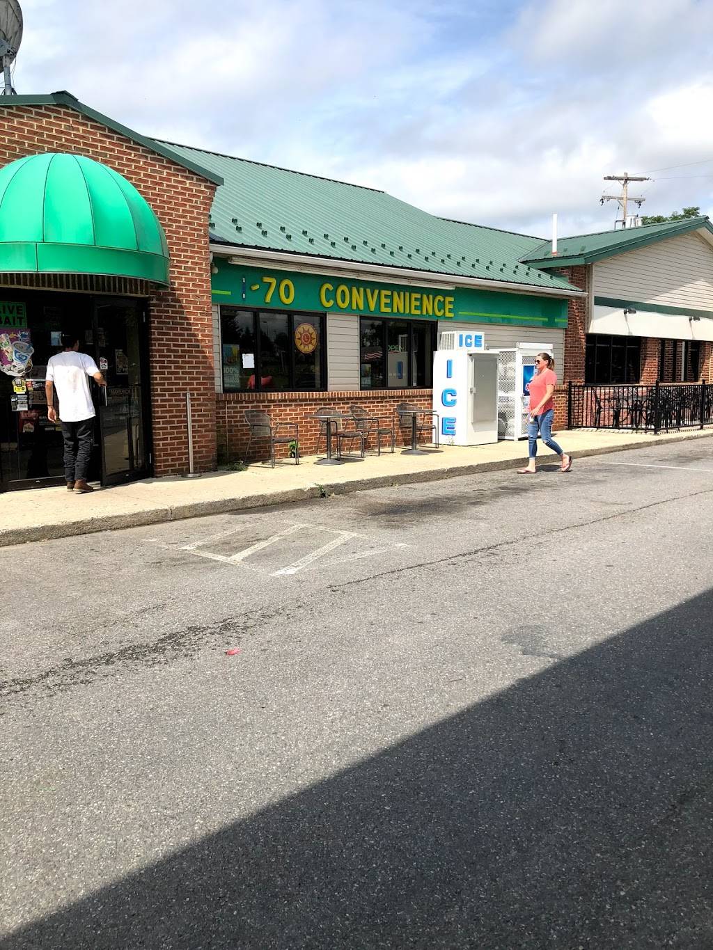 BP | restaurant | 12911 Clear Spring Rd, Clear Spring, MD 21722, USA | 3018423873 OR +1 301-842-3873