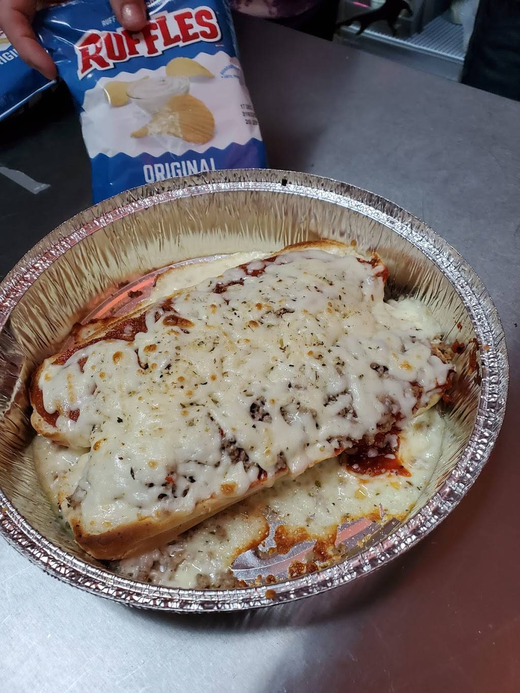 Mamas Pizza | restaurant | 6325 S, State Rd 46, Terre Haute, IN 47802, USA | 8128942088 OR +1 812-894-2088