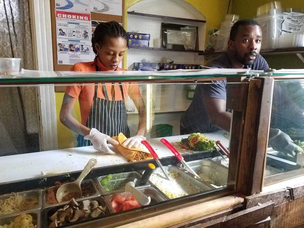 Tassilis Raw Reality Café | restaurant | 1059 Ralph David Abernathy Blvd, Atlanta, GA 30310, USA | 4043436126 OR +1 404-343-6126