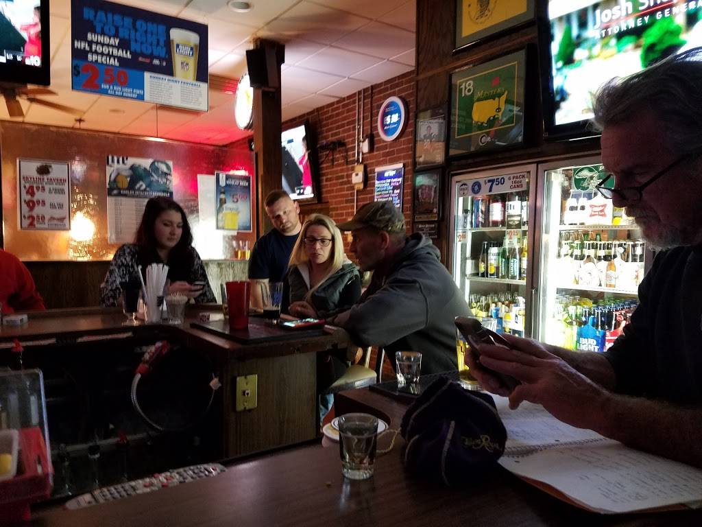 Skyline Tavern & Restaurant | restaurant | 241 W Butler Ave, Chalfont, PA 18914, USA | 2158228852 OR +1 215-822-8852