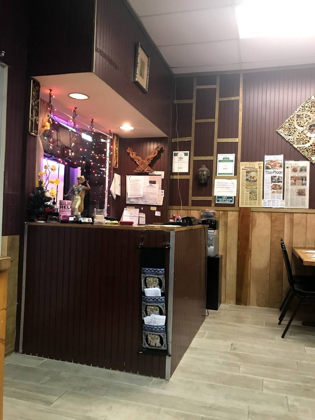 Thai Phoon Restaurant | restaurant | 238 SE US Hwy 19, Crystal River, FL 34429, USA | 3527951774 OR +1 352-795-1774