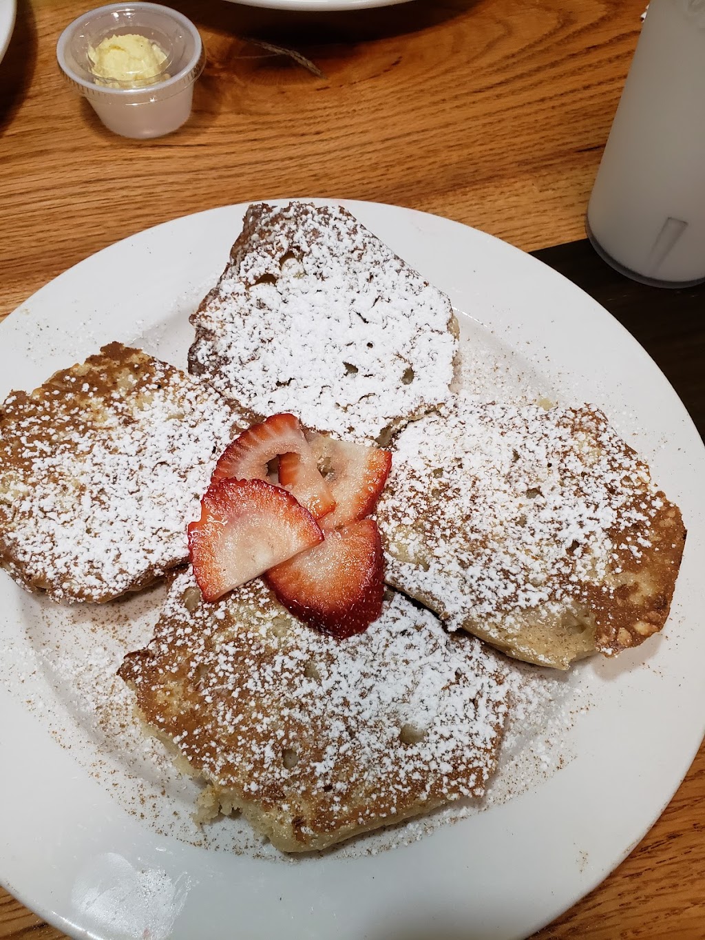 Huskers Cafe (Atlanta) | restaurant | 209 Edgewood Ave SE, Atlanta, GA 30303, USA | 6789742255 OR +1 678-974-2255