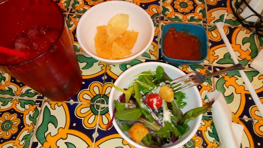 La Cabana Cafe | restaurant | 9600 FM1283, Lakehills, TX 78063, USA | 8306122990 OR +1 830-612-2990