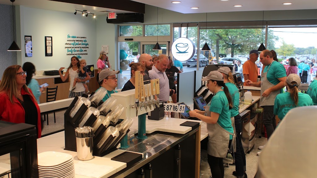 Gerrys Cafe | restaurant | 1802 N Arlington Heights Rd, Arlington Heights, IL 60004, USA | 8477492559 OR +1 847-749-2559