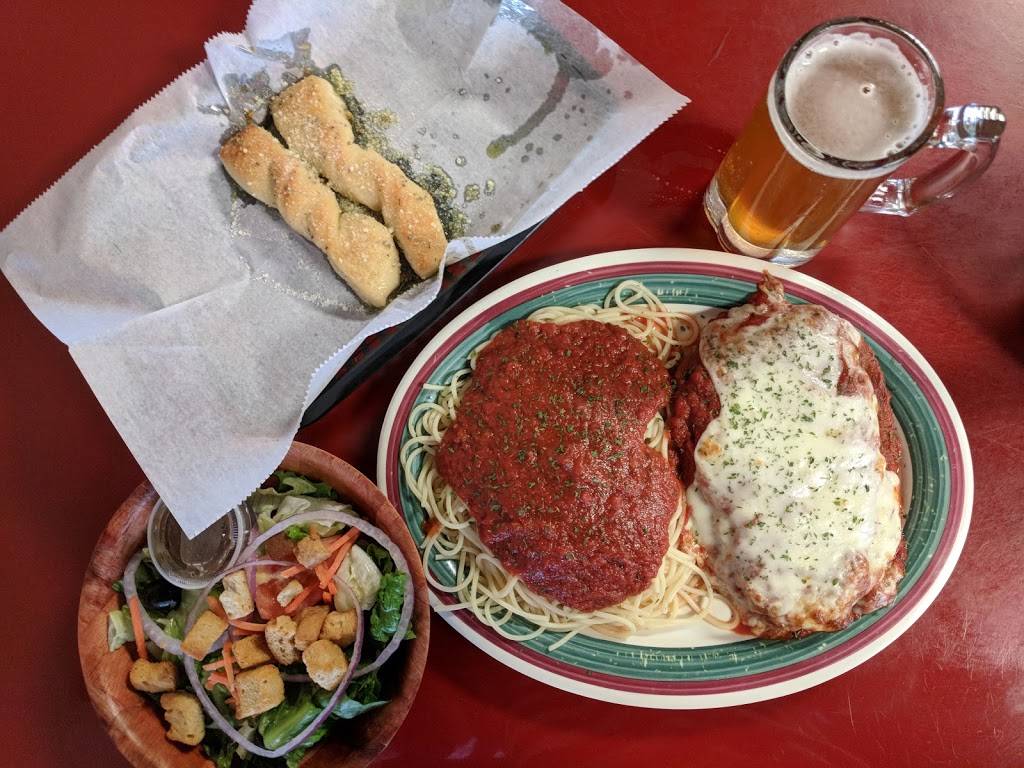 Loutinas Pizza | restaurant | 4880 N Kings Hwy, Fort Pierce, FL 34951, USA | 7725959773 OR +1 772-595-9773