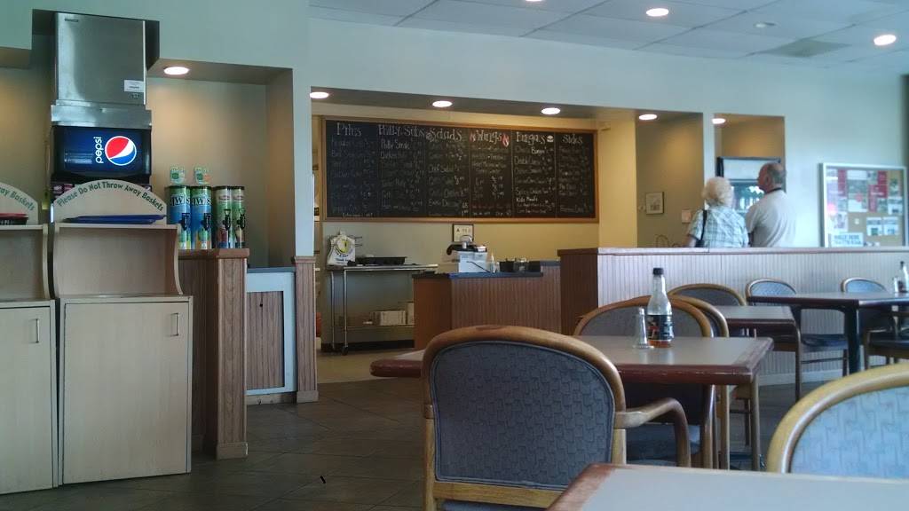 Mr. Gus | restaurant | 2910 Mt Holly-Huntersville Rd, Charlotte, NC 28214, USA | 7043954888 OR +1 704-395-4888