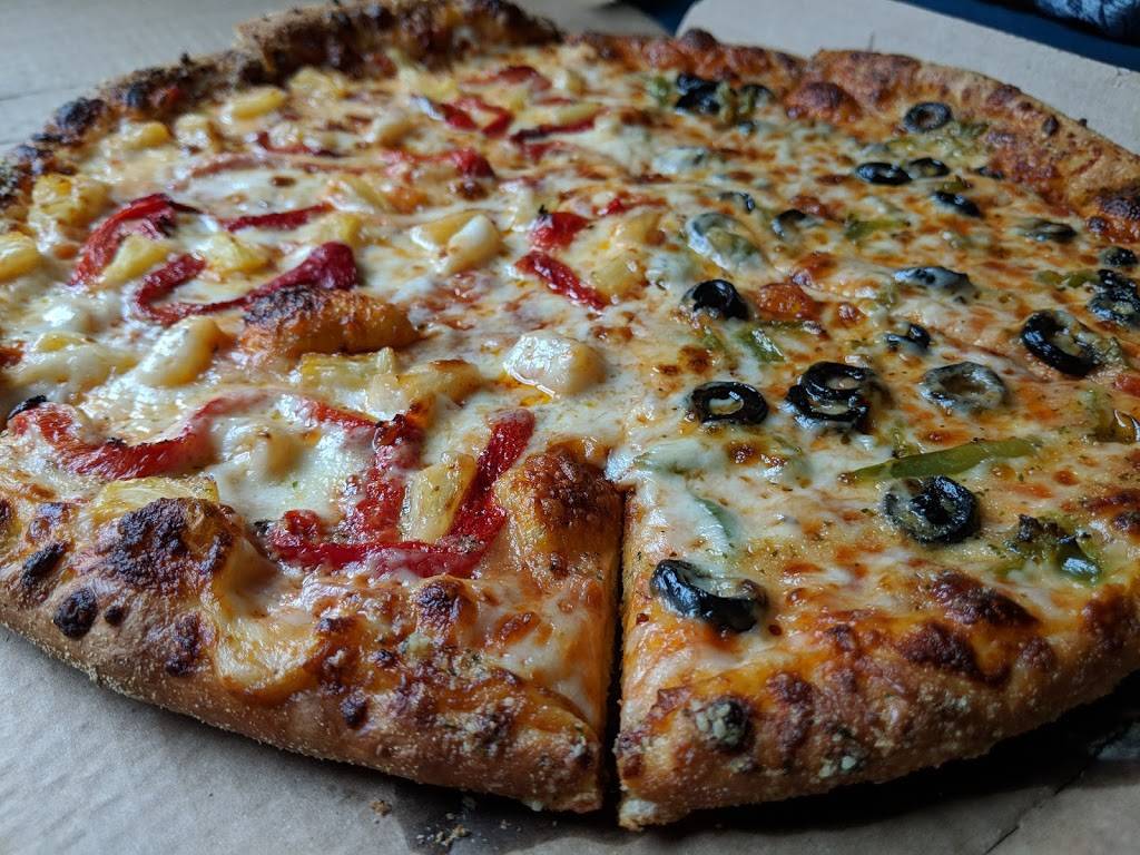 Dominos Pizza | meal delivery | 863 W Jericho Turnpike, Smithtown, NY 11787, USA | 6318648400 OR +1 631-864-8400