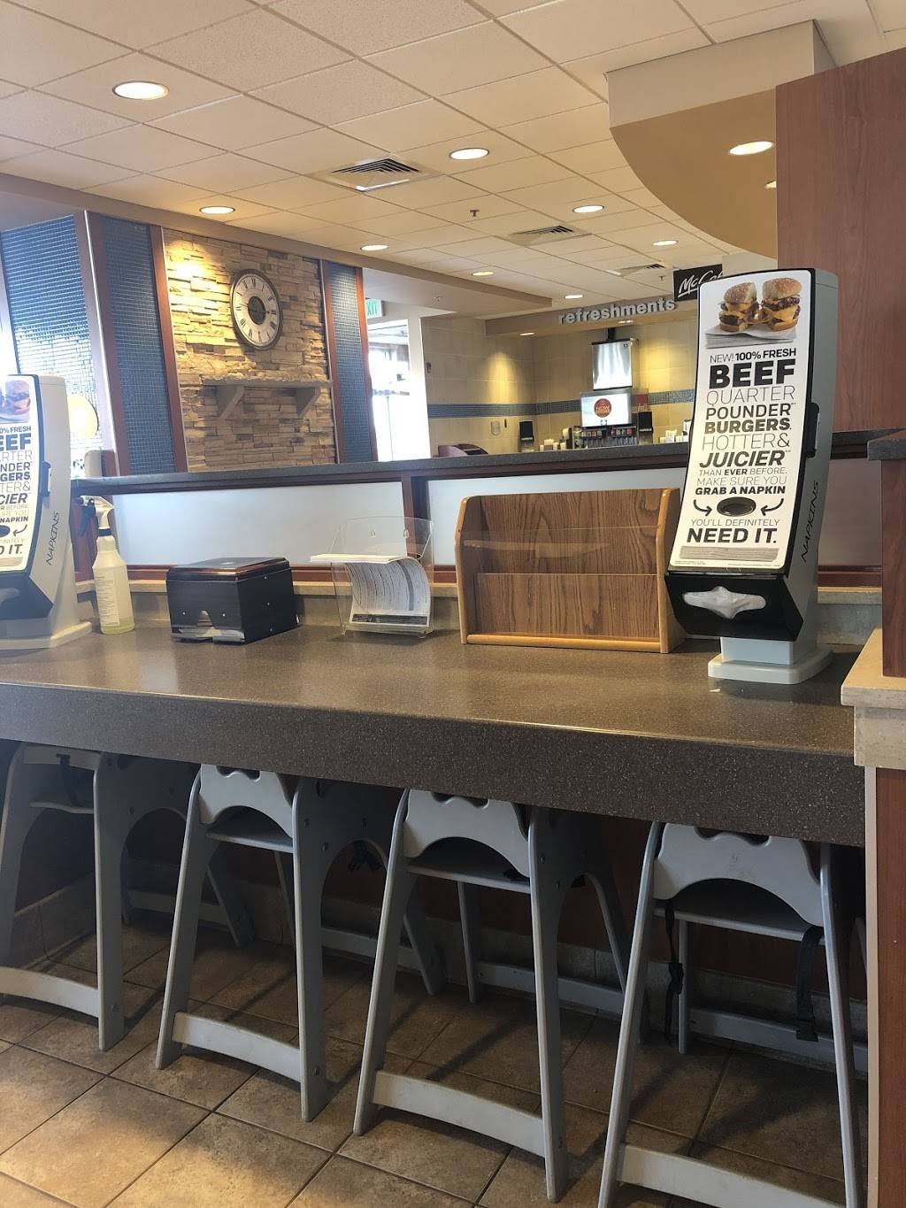 McDonalds | cafe | 3904 Ridge Rd, Highland, IN 46322, USA | 2199232736 OR +1 219-923-2736