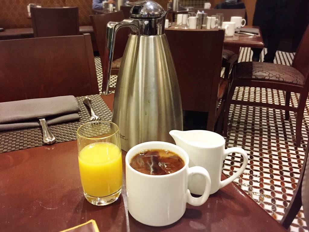 LB Bistro & Patisserie | restaurant | 301 E North Water St, Chicago, IL 60611, USA | 3123295900 OR +1 312-329-5900