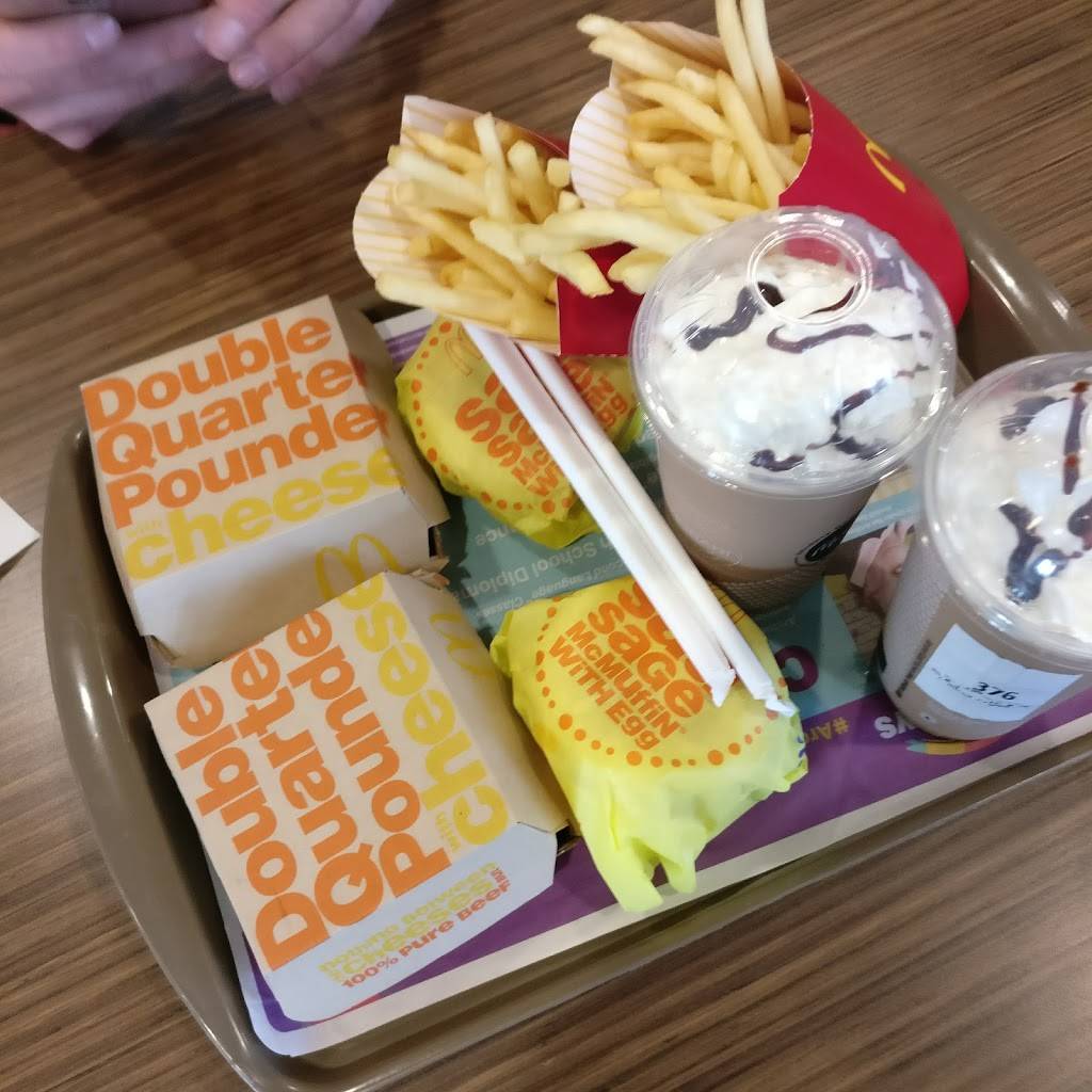 McDonalds | cafe | 718 W Highland Ave, San Bernardino, CA 92405, USA | 9098825546 OR +1 909-882-5546