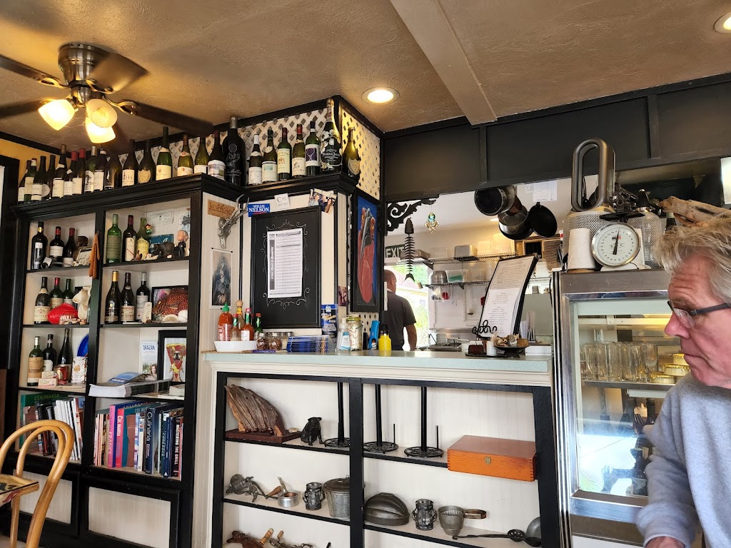 C St. Bistro | restaurant | 230 E C St, Jacksonville, OR 97530, USA | 5412617638 OR +1 541-261-7638