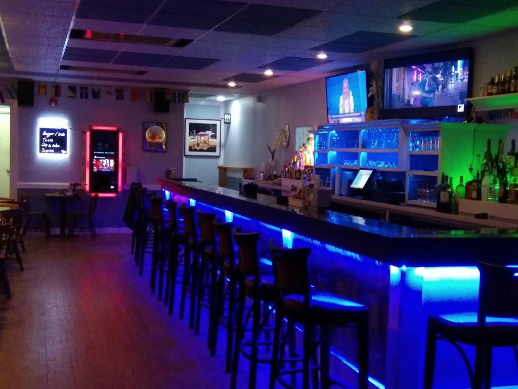 Catch 22 Saloon | restaurant | 6000 Eastern Ave, Baltimore, MD 21224, USA | 4106337465 OR +1 410-633-7465