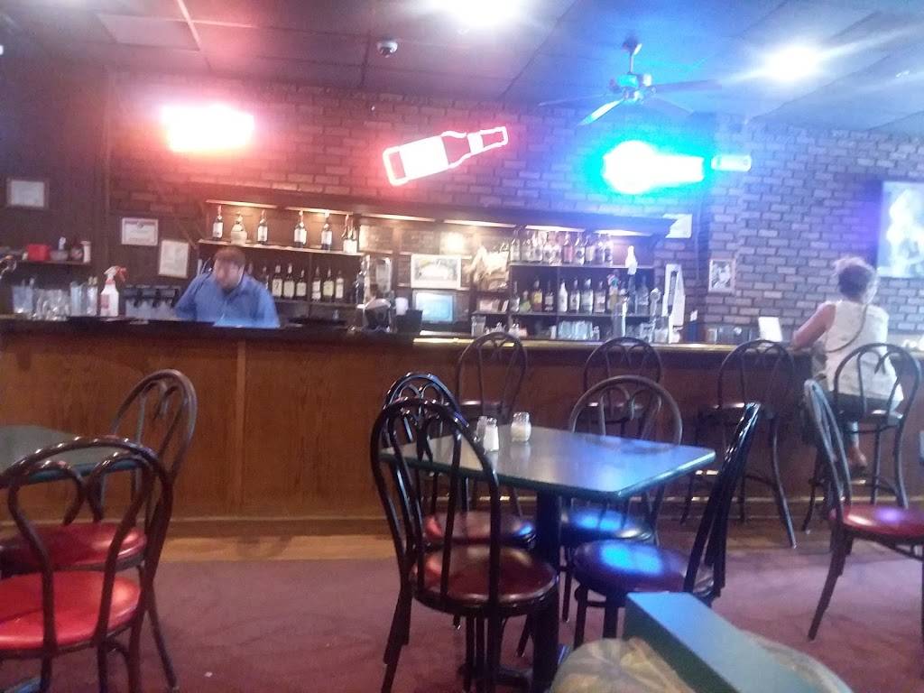 Chuck Celsis Tavern Restaurant | restaurant | 205 5th St, West Des Moines, IA 50265, USA | 5152559827 OR +1 515-255-9827