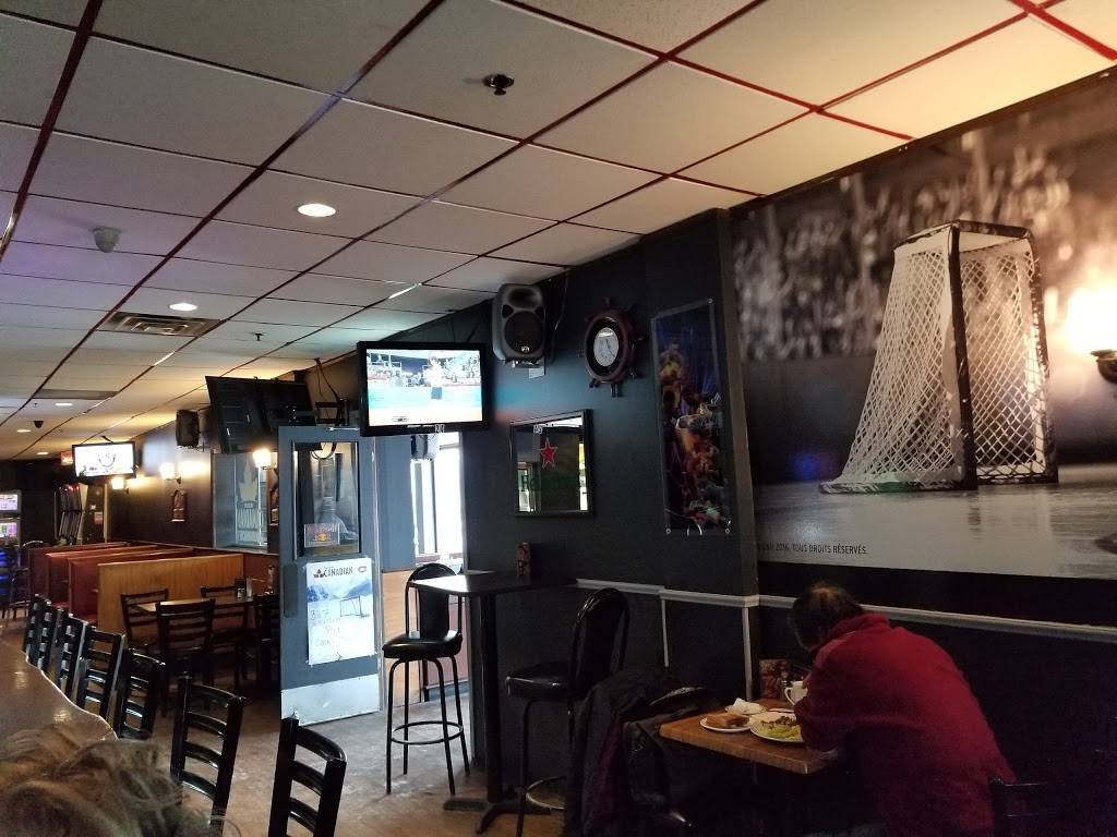 Brasserie Au Coin Du Metro | restaurant | 10719 Rue Lajeunesse, Montréal, QC H3L 2E7, Canada | 5143894929 OR +1 514-389-4929