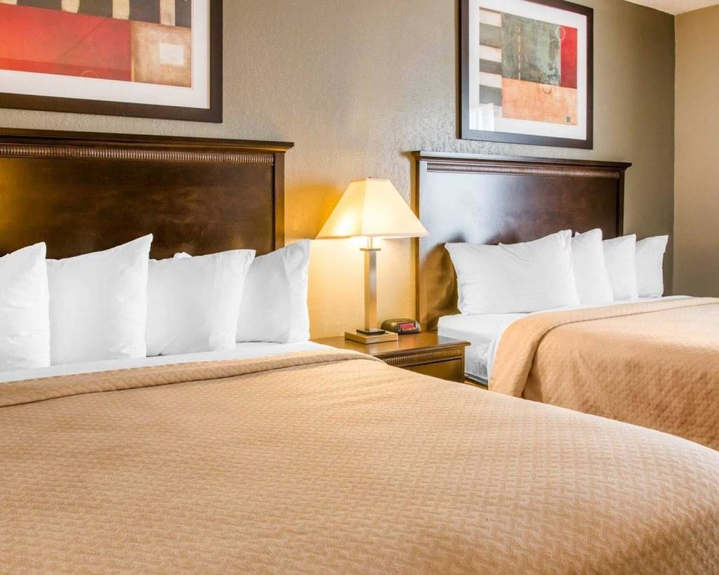 Quality Inn & Suites Next to the Casino | restaurant | 11081 E Michigan Ave, Battle Creek, MI 49014, USA | 2699643000 OR +1 269-964-3000