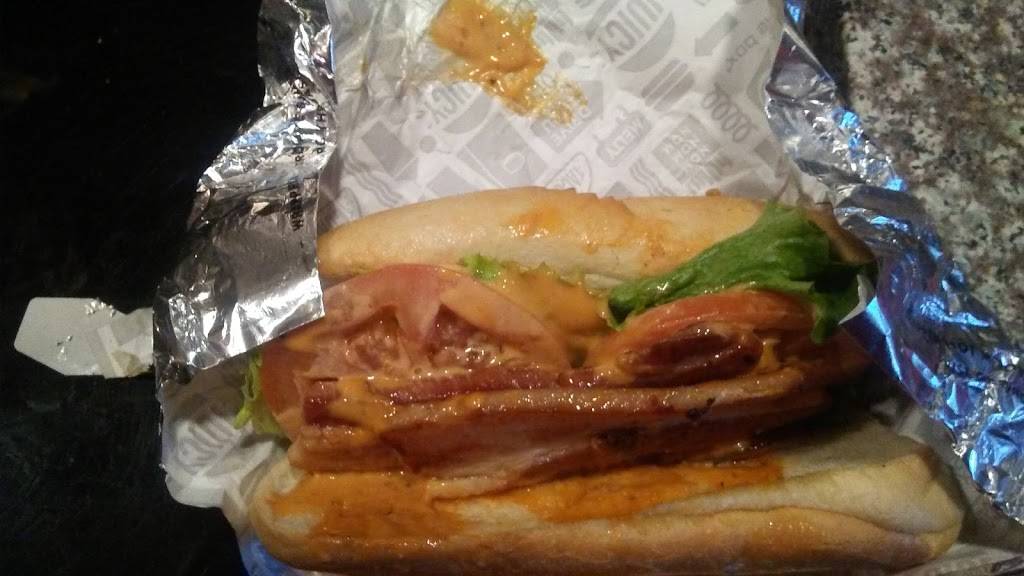 Jack in the Box | restaurant | 2420 Pacific Ave, Tacoma, WA 98402, USA | 2536272907 OR +1 253-627-2907