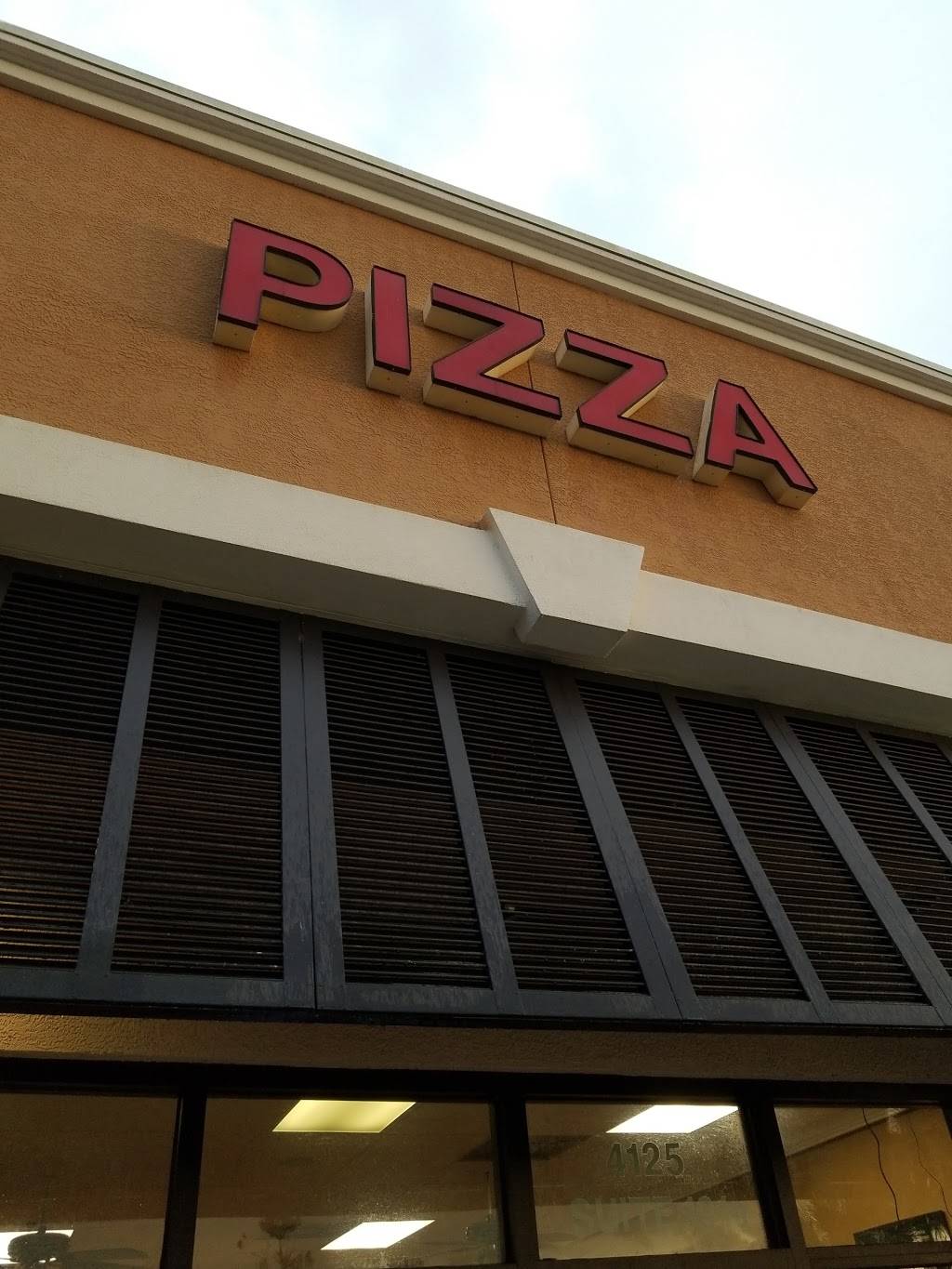 Vittorios Pizza | meal delivery | 4125 Oslo Rd, Vero Beach, FL 32968, USA | 7727706510 OR +1 772-770-6510