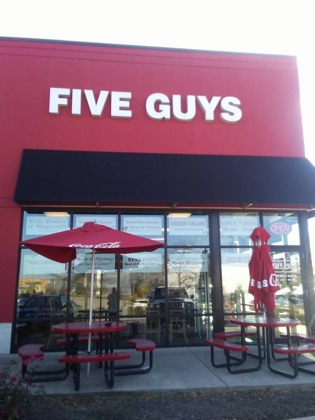 Five Guys | meal takeaway | 6310 Grand Ave, Gurnee, IL 60031, USA | 8478551220 OR +1 847-855-1220