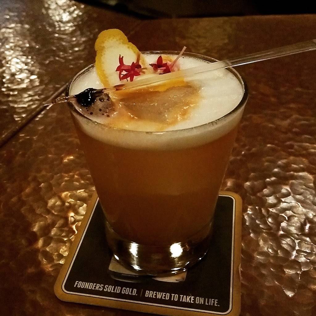 Chases La Verne | restaurant | 2079 Bonita Ave #100, La Verne, CA 91750, USA | 9095966810 OR +1 909-596-6810